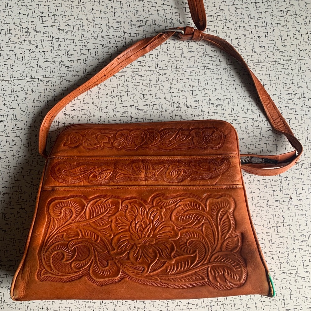 1950s Avelar Leather Etched Boho Bag
